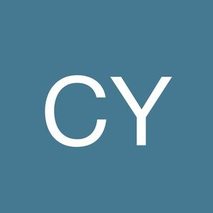 Meet your Posher, Chloe